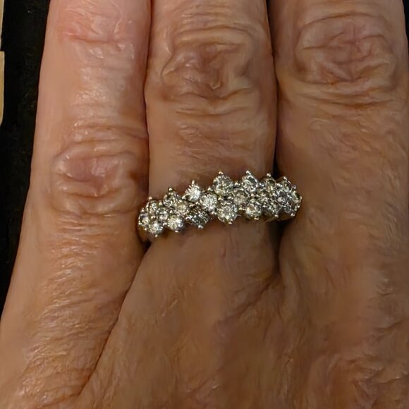 1 ct total Diamond Cluster 14K White Gold size 7 - Picture 2 of 5